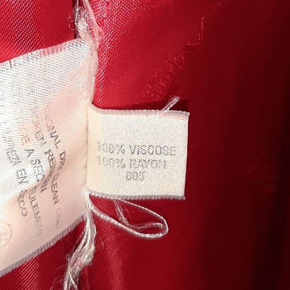 VINTAGE AQUASCUTUM OF LONDON CANADA RED - Picture 6 of 9